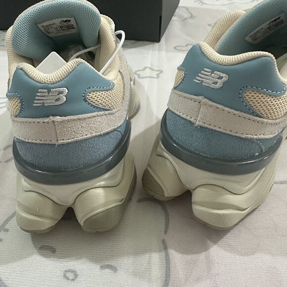 New Balance 9060 Series Grey Platform Sneakers - Picture 4 of 6